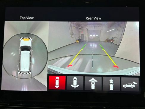 Used 2024 Jeep Grand Wagoneer L 4WD image 24