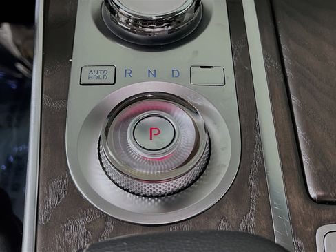 Used 2024 Genesis GV80 2.5T image 24