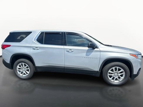Used 2020 Chevrolet Traverse LS w/ LPO, Floor Liner Package AWD/4WD image 2