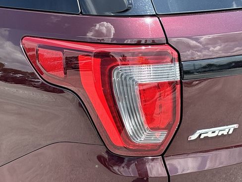 Used 2018 Ford Explorer Sport AWD/4WD image 7