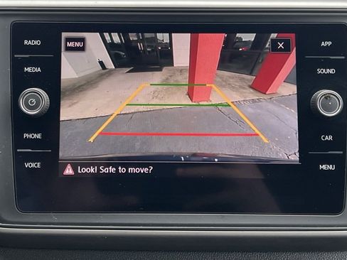 Used 2021 Volkswagen Atlas SE w/ Panoramic Sunroof Package image 24