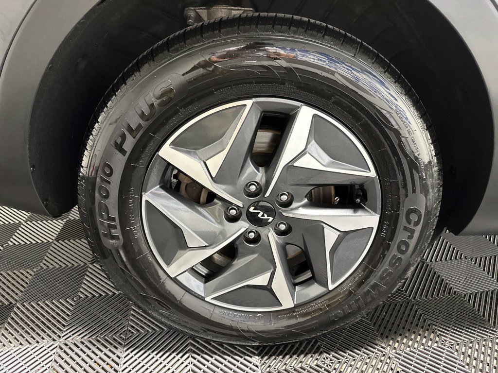 Used 2022 Kia Sorento S AWD/4WD image 20