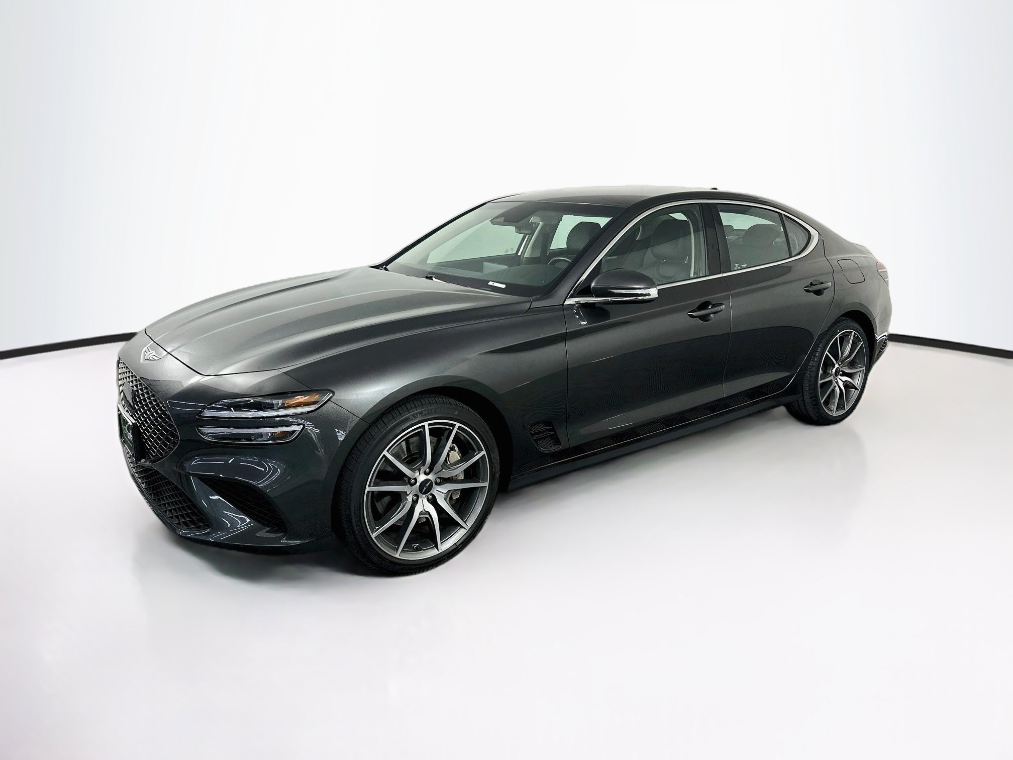Used 2026 Genesis G70 2.5T RWD image 3