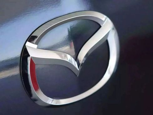 Used 2010 MAZDA MAZDA3 i Sport image 23