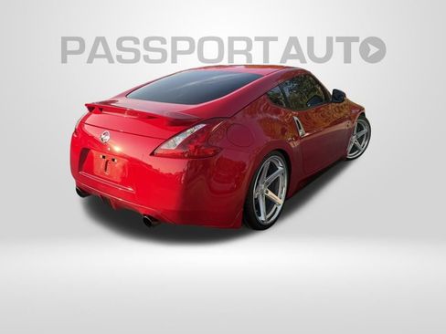 Used 2010 Nissan 370Z Coupe w/ Sport Pkg RWD image 2