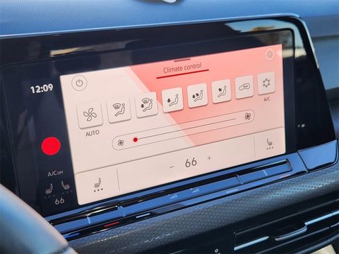 Used 2022 Volkswagen GTI SE image 14