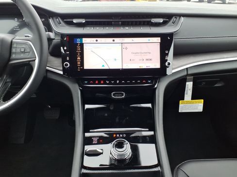 New 2026 Jeep Grand Cherokee Limited AWD/4WD image 10