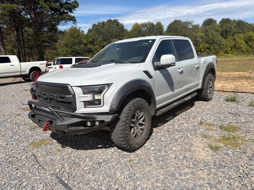 Used 2017 Ford F150 Raptor w/ Equipment Group 802A Luxury AWD/4WD image 7