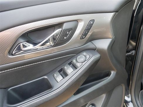 Used 2022 Chevrolet Traverse Premier w/ Redline Edition image 16