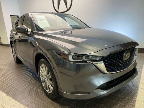 Used 2023 MAZDA CX-5 Signature image 2