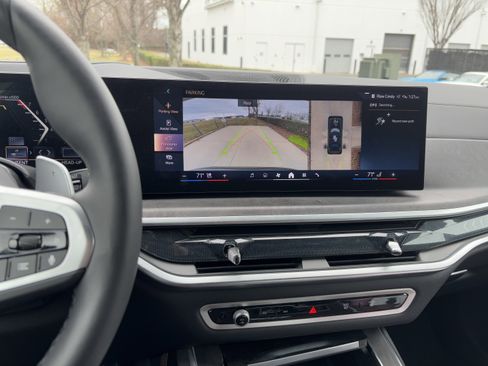 Certified 2025 BMW X7 xDrive40i image 31