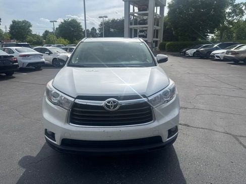 Used 2016 Toyota Highlander XLE w/ Protection Package #3 AWD/4WD image 9