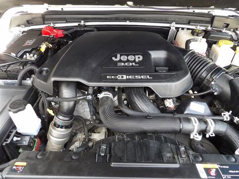 Used 2021 Jeep Gladiator Overland w/ Popular Equipment Package image 26