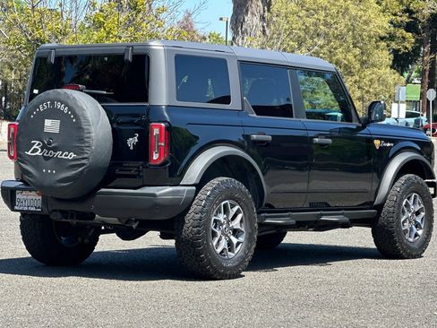 Certified 2023 Ford Bronco Badlands AWD/4WD image 3