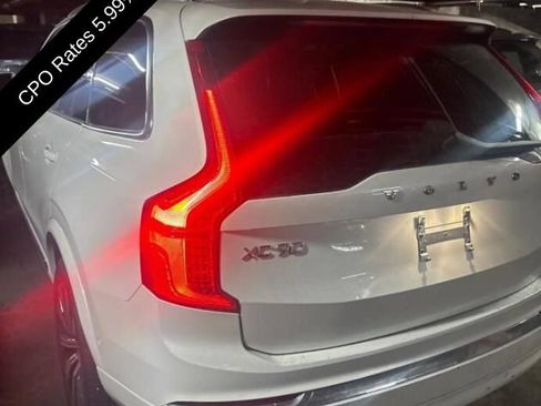 Used 2023 Volvo XC90 B6 Plus AWD/4WD image 3