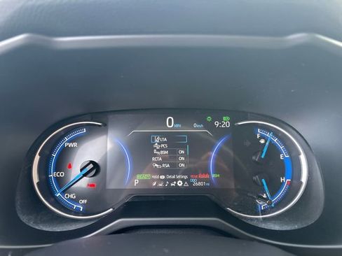 Used 2024 Toyota RAV4 XLE image 29