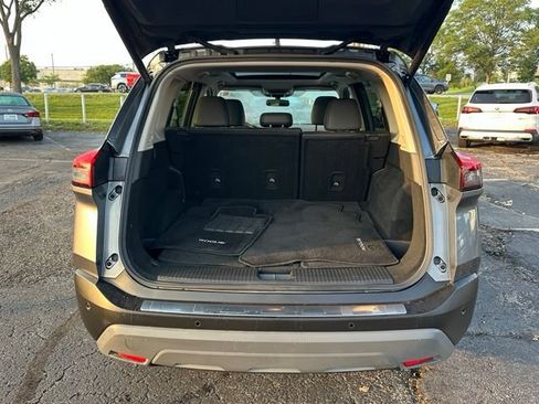 Certified 2023 Nissan Rogue SV w/ SV Premium B Package AWD/4WD image 14