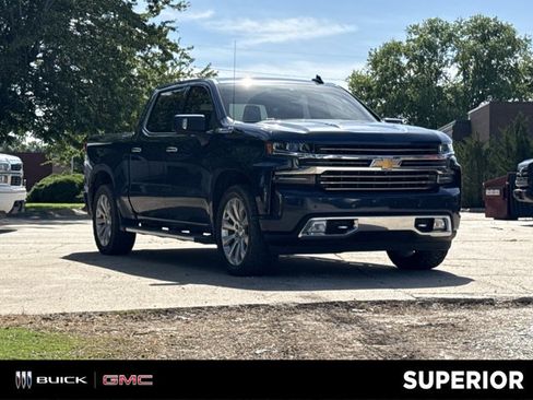 Used 2019 Chevrolet Silverado 1500 High Country w/ Technology Package AWD/4WD image 1