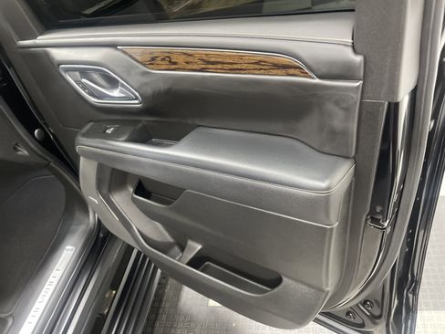 Used 2022 Chevrolet Tahoe Premier AWD/4WD image 27