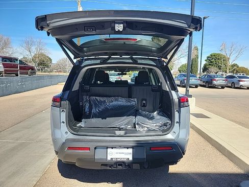 New 2026 Nissan Pathfinder Platinum w/ Cargo Package AWD/4WD image 13