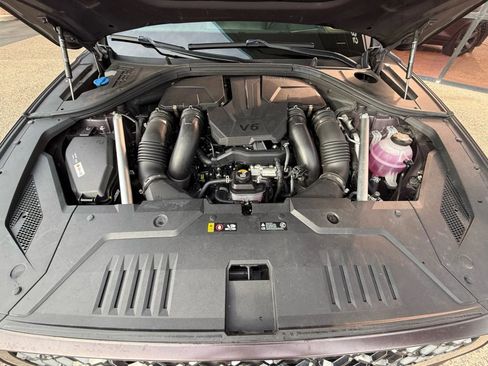 Used 2022 Genesis GV70 3.5T Sport w/ Sport Prestige Package image 23