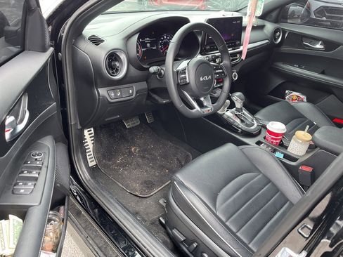 Used 2024 Kia Forte GT-Line w/ GT-Line Premium Package image 9