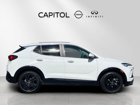 Used 2024 Buick Encore GX Sport Touring image 6