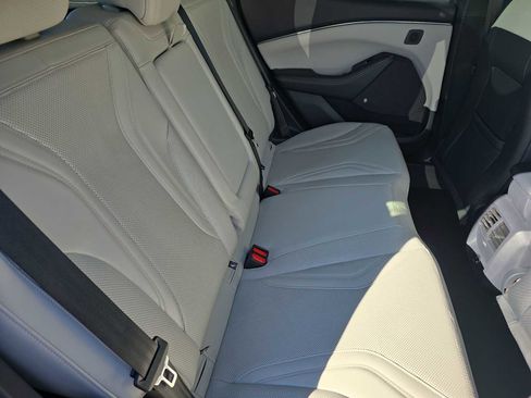 Used 2021 Ford Mustang Mach-E Premium image 17