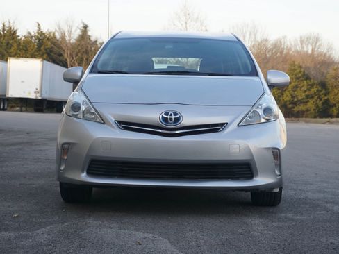 Used 2013 Toyota Prius V Three image 2