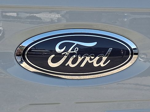 Used 2023 Ford F150 XLT AWD/4WD image 28