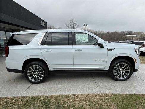 New 2026 GMC Yukon Denali w/ Denali Reserve Package image 16