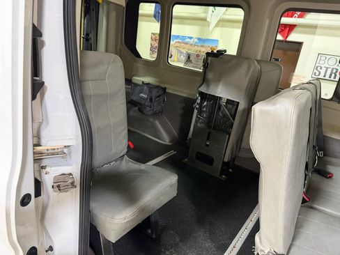 Used 2015 Ford Transit 250 148 Medium Roof image 29