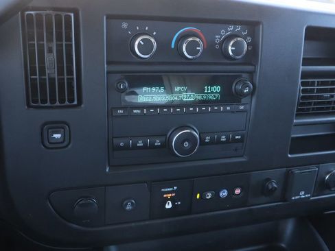 Used 2023 GMC Savana 3500 w/ Power Convenience Package image 15