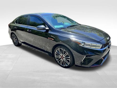 Used 2022 Kia Forte GT w/ GT2 Package FWD image 2