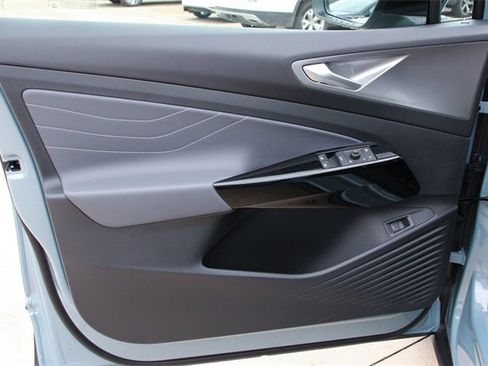 New 2025 Volkswagen ID.4 Pro S image 13