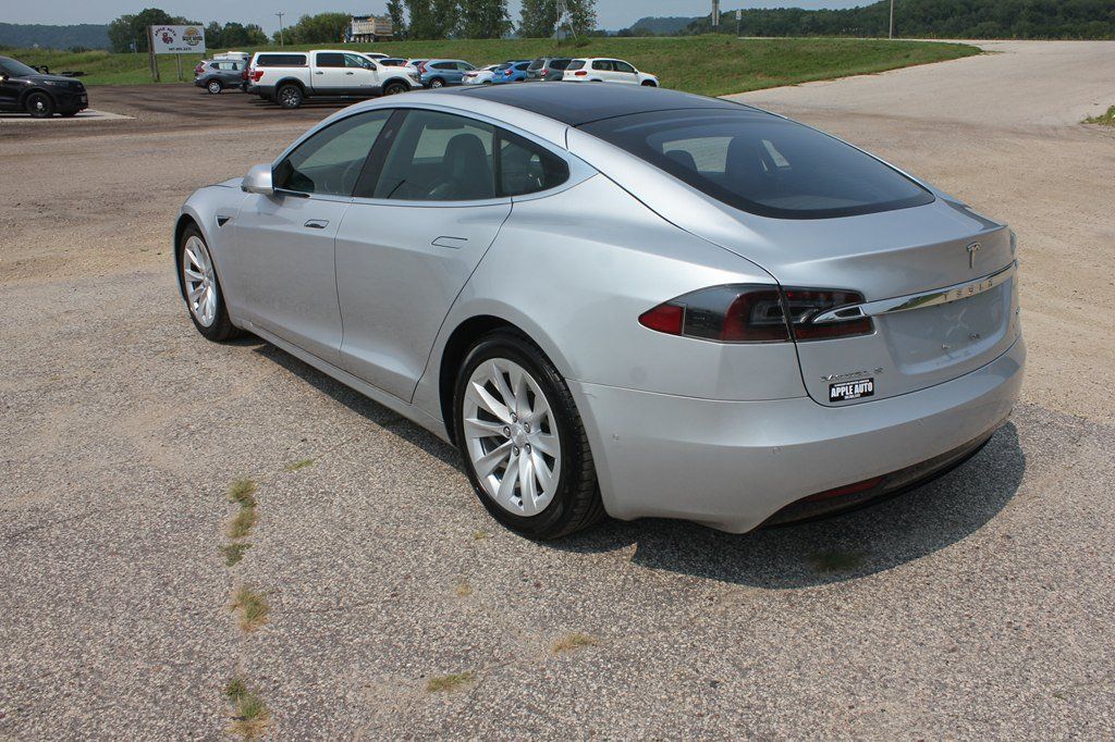 Used 2017 Tesla Model S 100D AWD/4WD image 7
