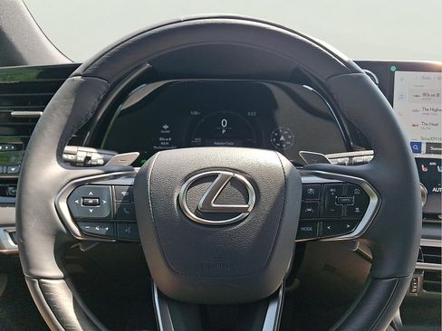Used 2026 Lexus RX 350h AWD/4WD image 16