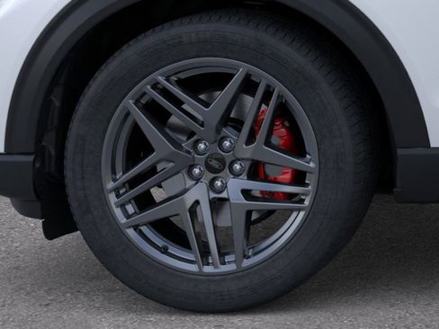 New 2025 Ford Explorer ST-Line w/ Premium Package image 19