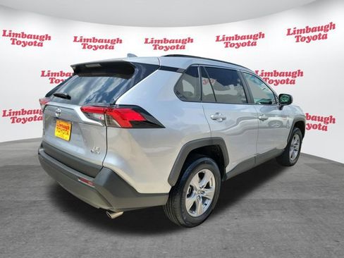 Used 2025 Toyota RAV4 LE AWD/4WD image 20