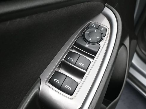 Used 2024 Chevrolet Malibu LT FWD image 16