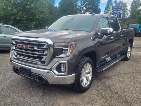 Used 2019 GMC Sierra 1500 SLT w/ SLT Premium Plus Package AWD/4WD image 4
