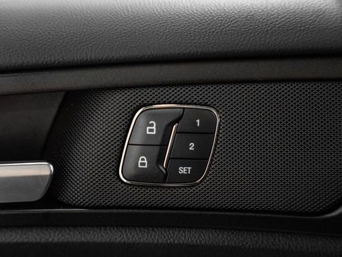 Used 2017 Ford Fusion Titanium image 39