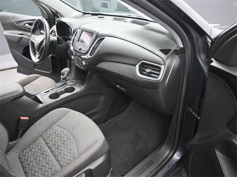 Used 2022 Chevrolet Equinox LT image 17