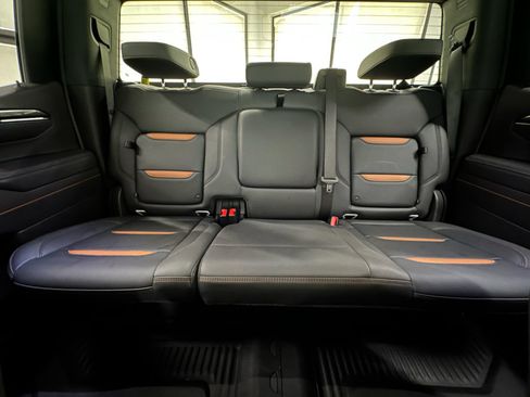 Certified 2025 GMC Sierra 1500 AT4 AWD/4WD image 27