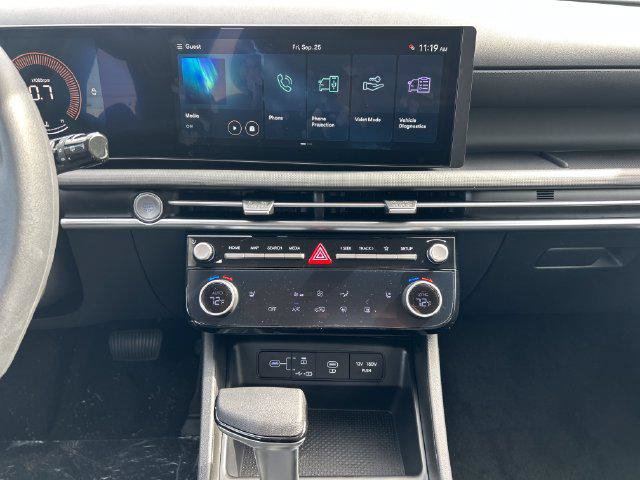 New 2026 Hyundai Tucson SEL Plus w/ Tow & Go Package AWD/4WD image 18