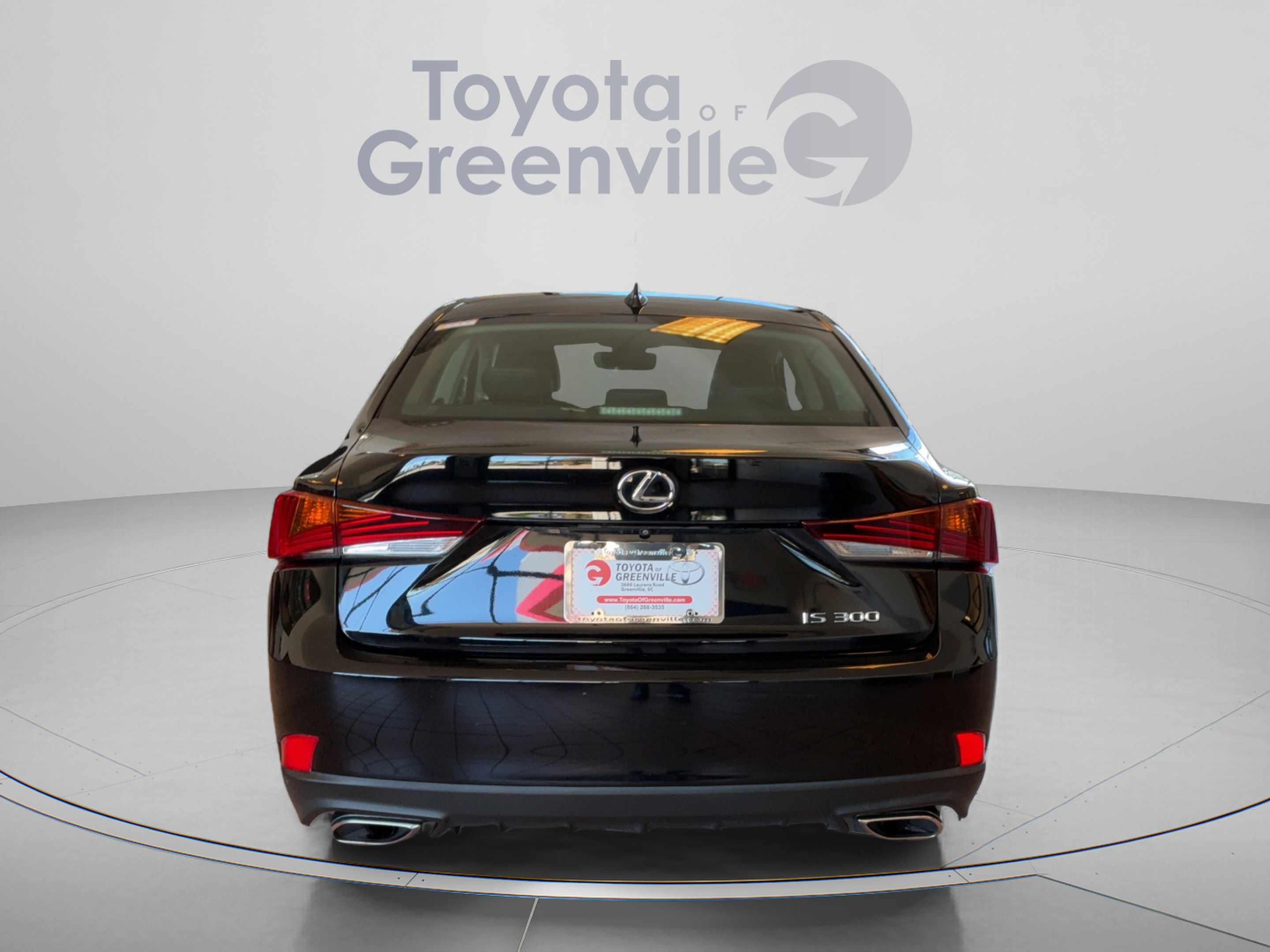 Used 2020 Lexus IS 300 w/ Accessory Package RWD image 5