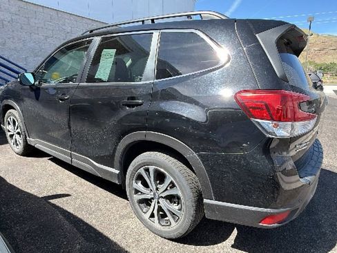 Used 2020 Subaru Forester Limited AWD/4WD image 3