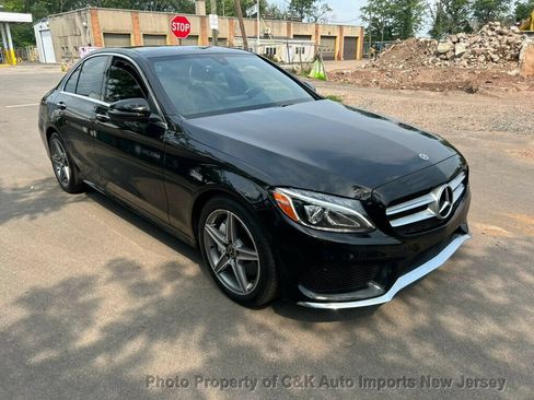 Used 2018 Mercedes-Benz C 300 4MATIC Sedan image 6