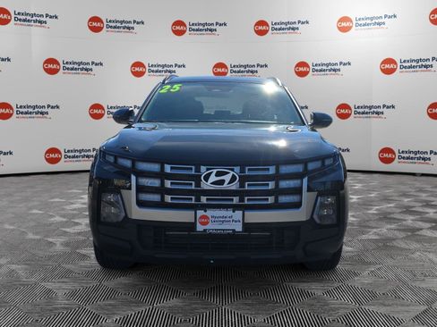 Certified 2025 Hyundai Santa Cruz SEL image 2