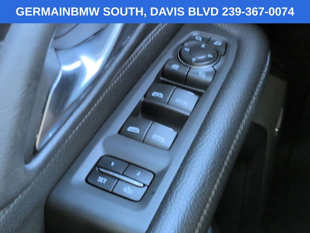 Used 2023 GMC Yukon Denali AWD/4WD image 27